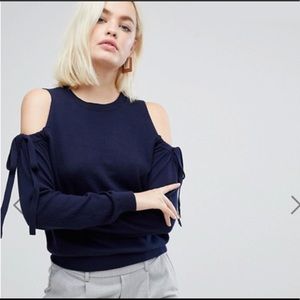 💙ASOS cashmere mix sweater with cold shoulder. 8.